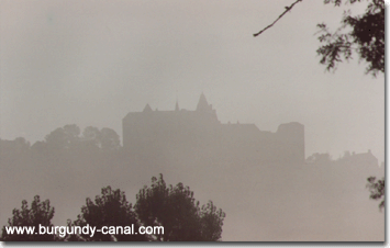 Chateauneuf viewed from the canal