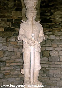 http://www.burgundy-canal.com/v/images/malin_statue.jpg