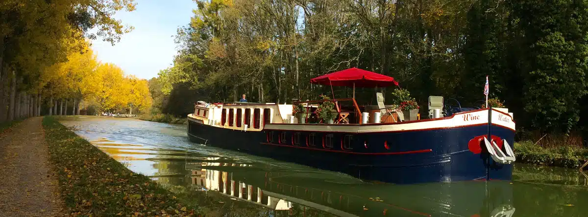Barge holidays on the Burgundy Canal