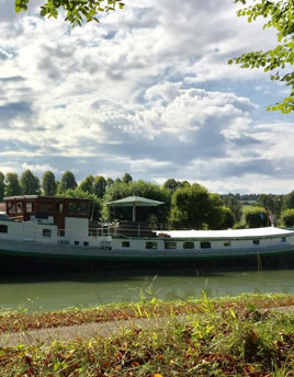Elisabeth charter cruises