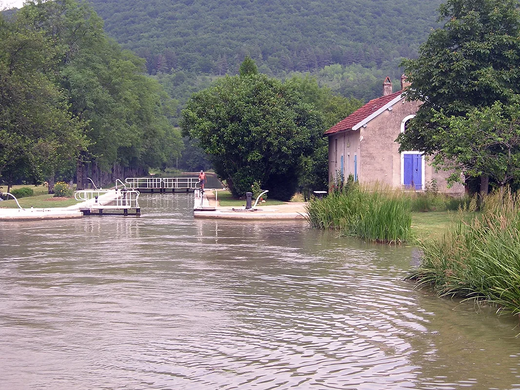 Locking through downstream