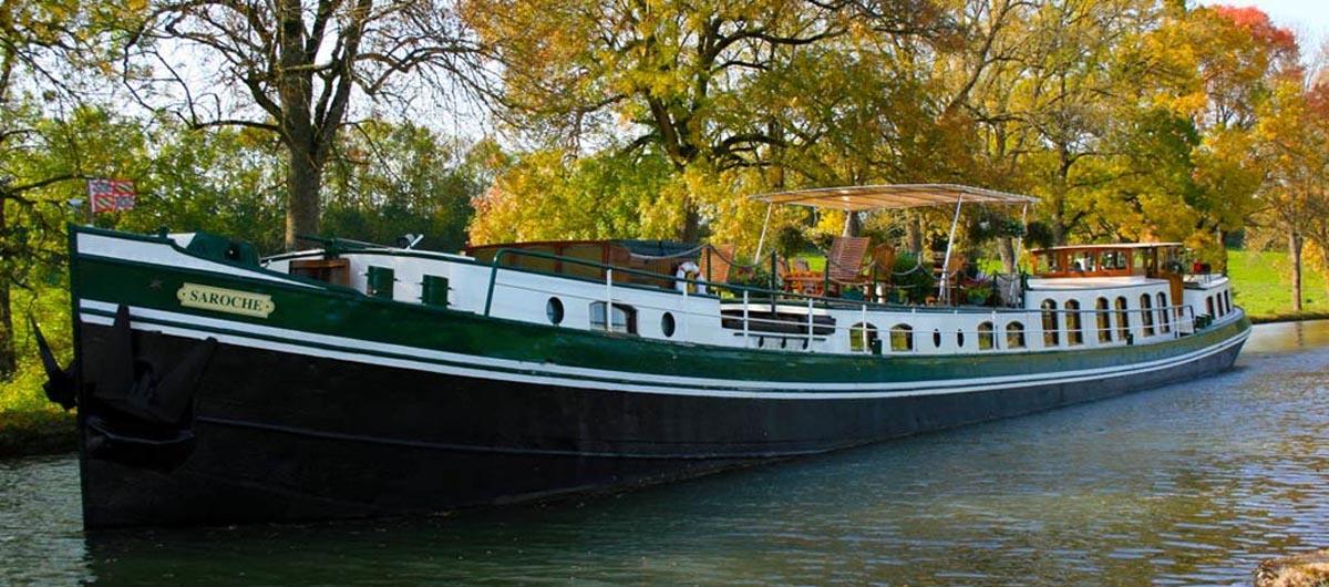 Saroche hotel barge