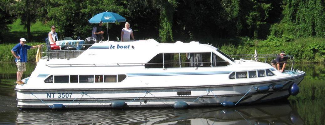 Self-drive canal & river boat rentals in Burgundy