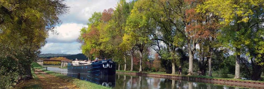 Elegant & bespoke hotel barge cruises