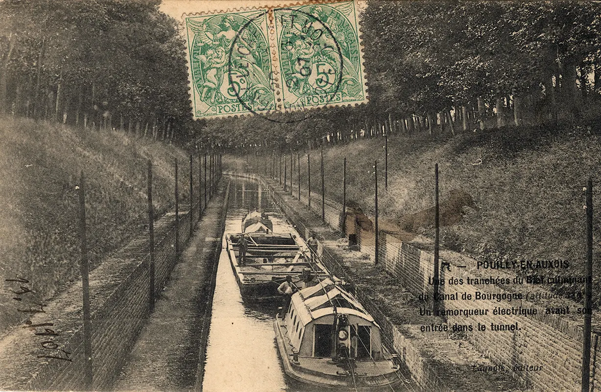 The tunnel of the Burgundy canal at Pouilly.