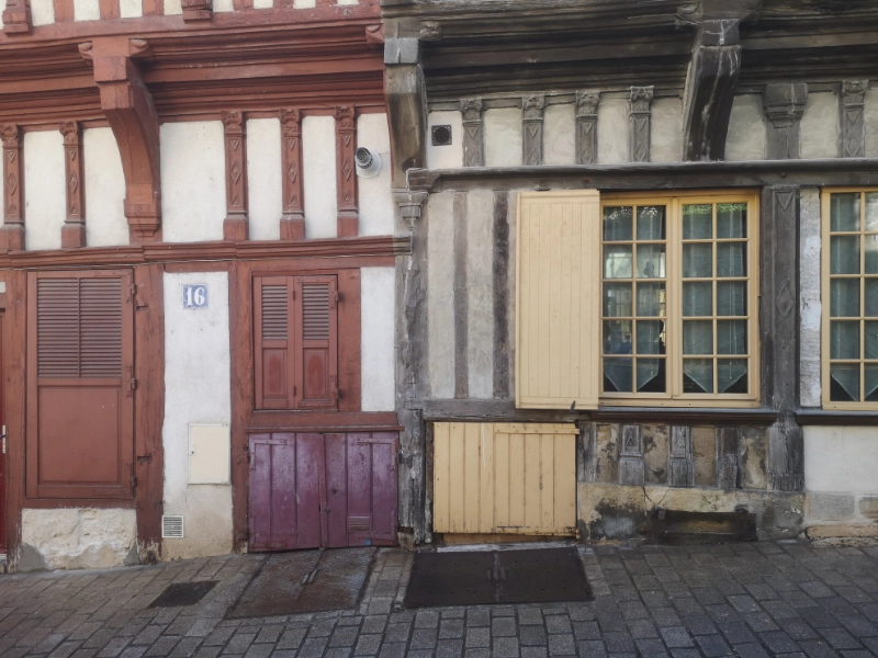 Rue de la Marine