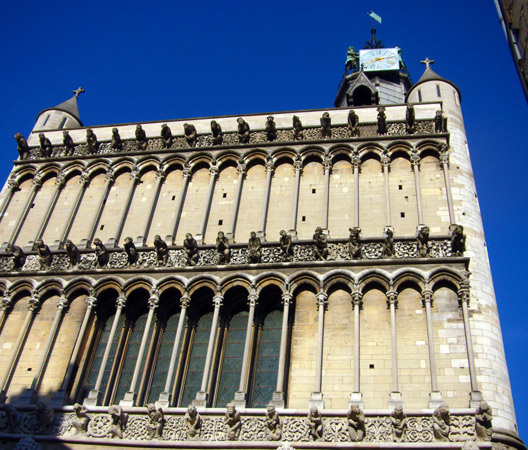 Gothic architecture, Dijon