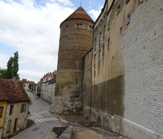 Tower Orle d'Or