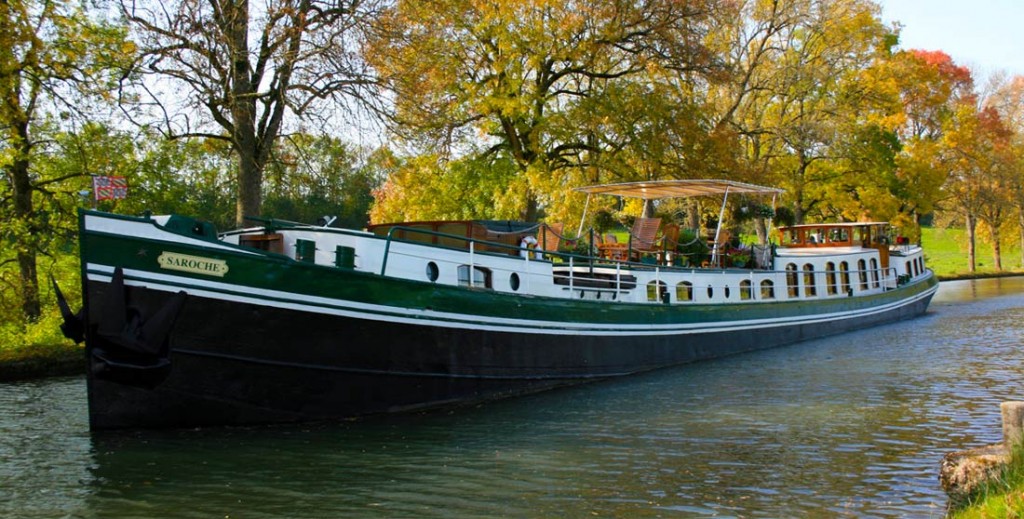 Hotel barge Saroche